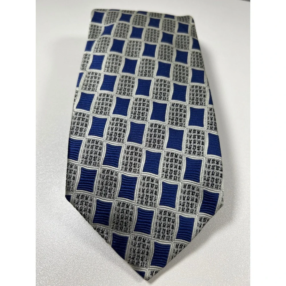 Stefano Milano Mens Silk Tie Blue Silver Geometric Square Pattern Handmade Italy